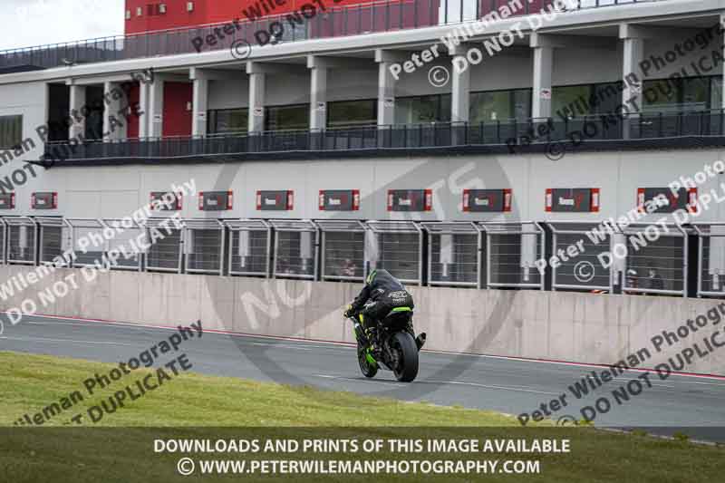 cadwell no limits trackday;cadwell park;cadwell park photographs;cadwell trackday photographs;enduro digital images;event digital images;eventdigitalimages;navarra;no limits trackdays;peter wileman photography;racing digital images;trackday digital images;trackday photos
